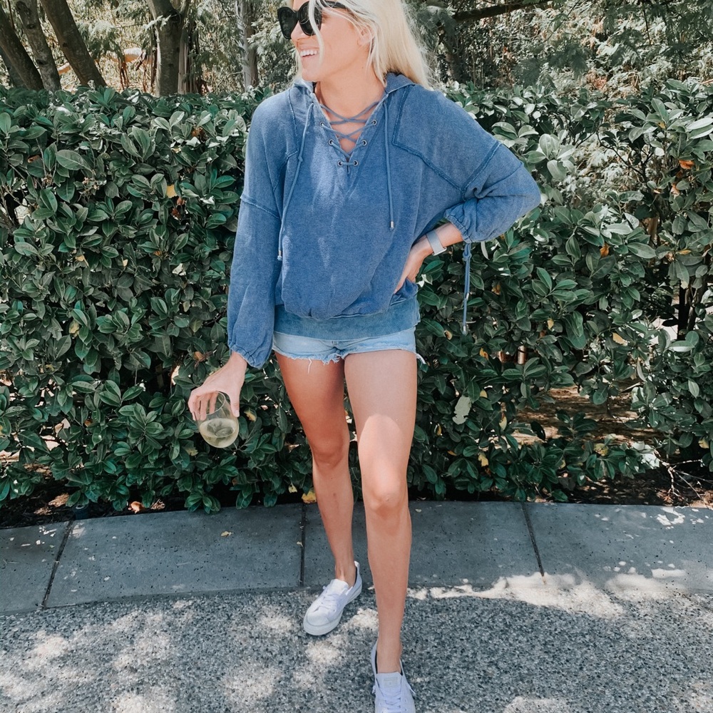 Free People Sweatshirt!☀️